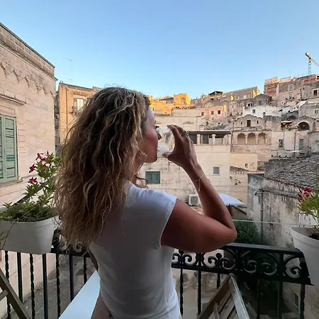 Apartment Radici - La Finestra Sui Sassi